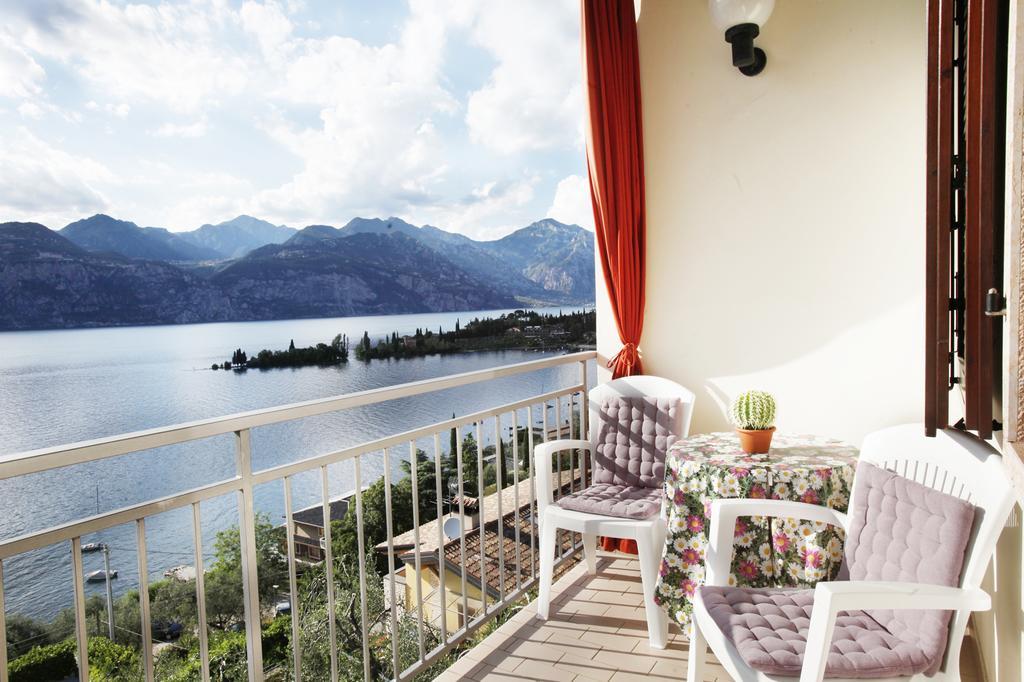 Residence Le Balze Malcesine Quarto foto
